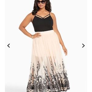 Mesh embroidered maxi skirt